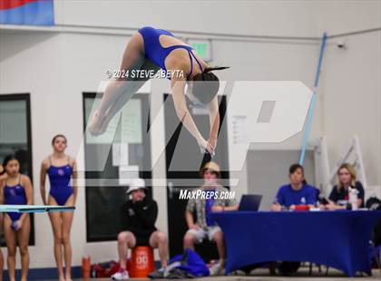 Thumbnail 2 in Regis Jesuit @ Cherry Creek photogallery.