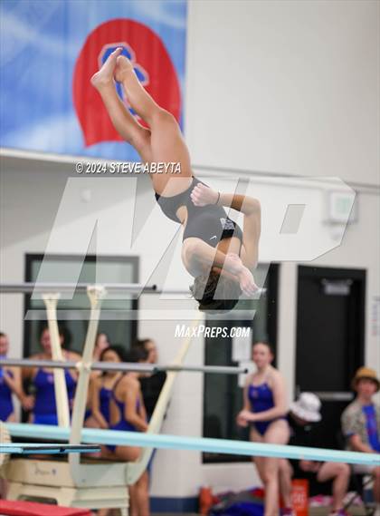 Thumbnail 1 in Regis Jesuit @ Cherry Creek photogallery.