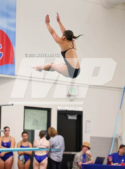 Thumbnail 3 in Regis Jesuit @ Cherry Creek photogallery.