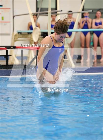 Thumbnail 1 in Regis Jesuit @ Cherry Creek photogallery.