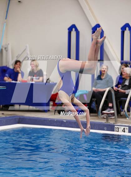 Thumbnail 3 in Regis Jesuit @ Cherry Creek photogallery.