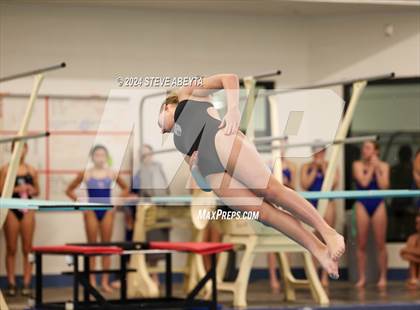 Thumbnail 1 in Regis Jesuit @ Cherry Creek photogallery.