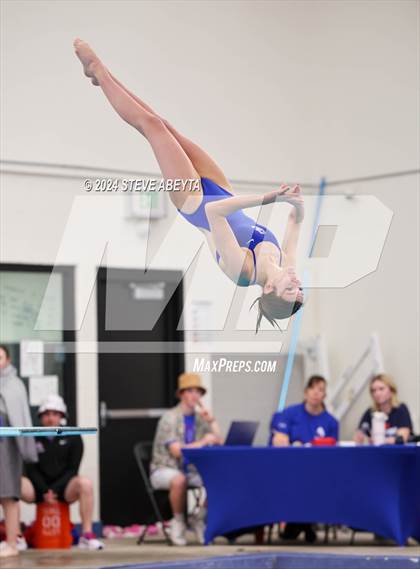 Thumbnail 3 in Regis Jesuit @ Cherry Creek photogallery.