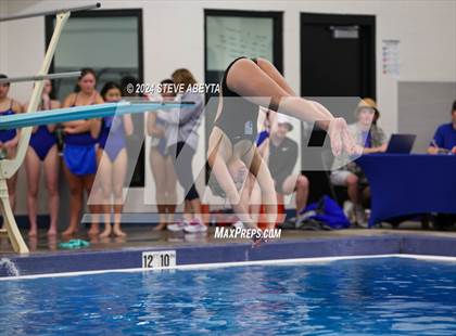 Thumbnail 3 in Regis Jesuit @ Cherry Creek photogallery.