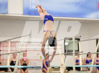Thumbnail 1 in Regis Jesuit @ Cherry Creek photogallery.