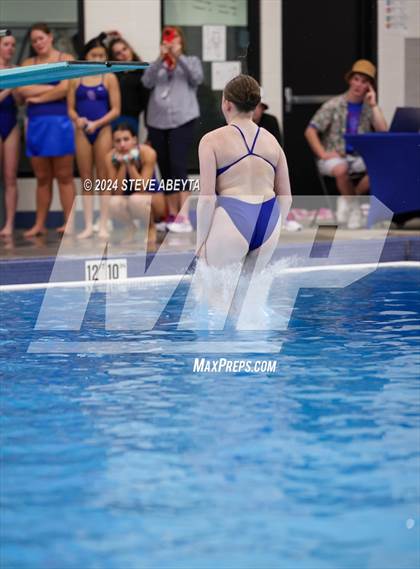 Thumbnail 1 in Regis Jesuit @ Cherry Creek photogallery.