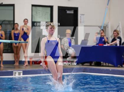 Thumbnail 3 in Regis Jesuit @ Cherry Creek photogallery.