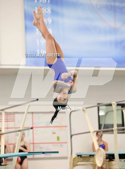 Thumbnail 3 in Regis Jesuit @ Cherry Creek photogallery.