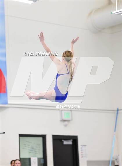 Thumbnail 3 in Regis Jesuit @ Cherry Creek photogallery.