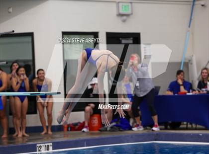 Thumbnail 2 in Regis Jesuit @ Cherry Creek photogallery.