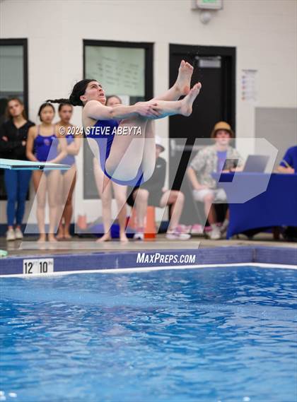 Thumbnail 3 in Regis Jesuit @ Cherry Creek photogallery.