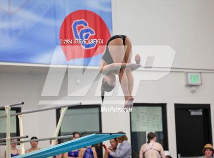 Thumbnail 2 in Regis Jesuit @ Cherry Creek photogallery.