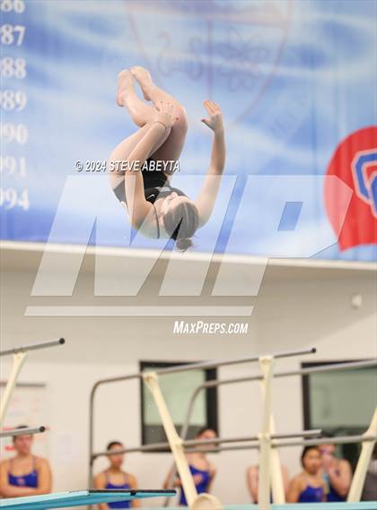 Thumbnail 2 in Regis Jesuit @ Cherry Creek photogallery.