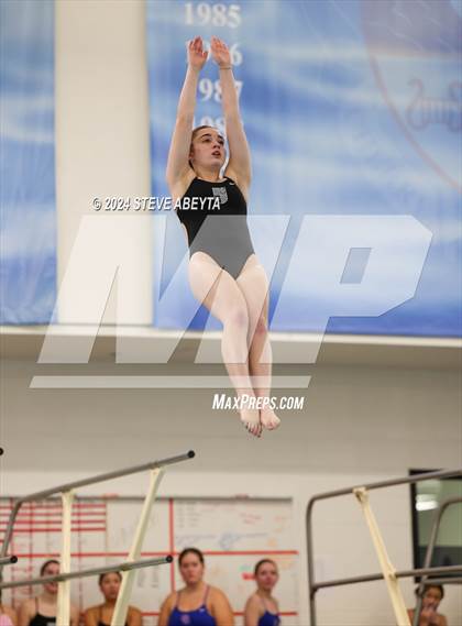 Thumbnail 1 in Regis Jesuit @ Cherry Creek photogallery.