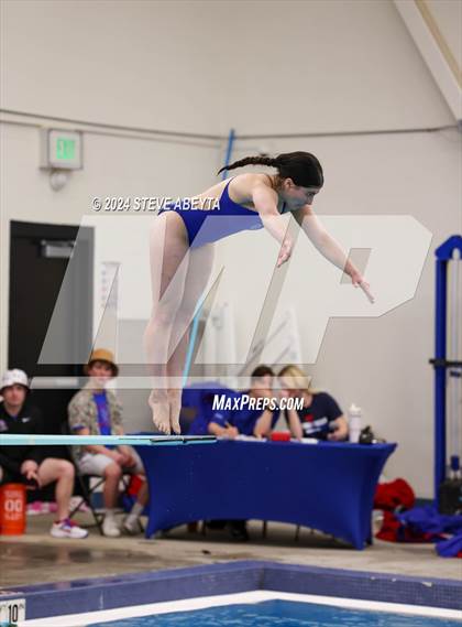 Thumbnail 2 in Regis Jesuit @ Cherry Creek photogallery.