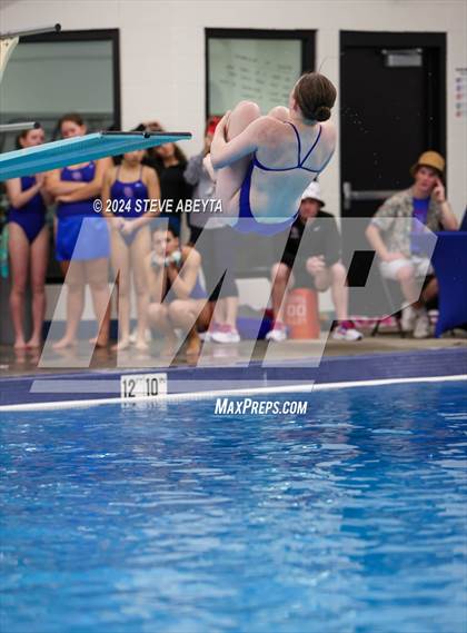 Thumbnail 2 in Regis Jesuit @ Cherry Creek photogallery.