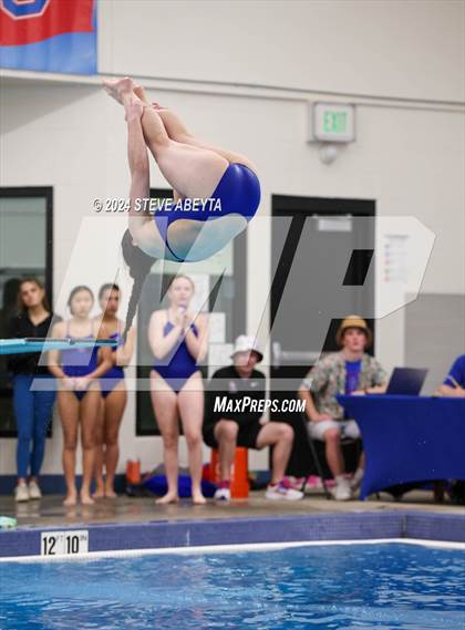 Thumbnail 1 in Regis Jesuit @ Cherry Creek photogallery.