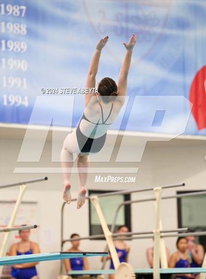 Thumbnail 1 in Regis Jesuit @ Cherry Creek photogallery.