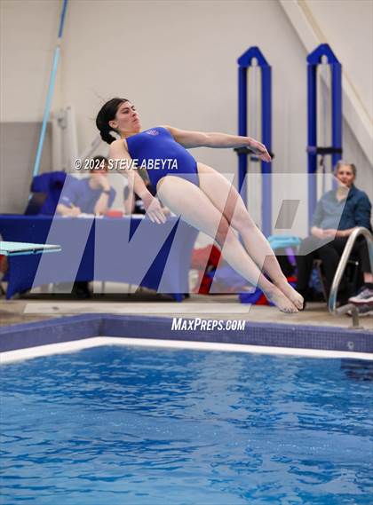 Thumbnail 2 in Regis Jesuit @ Cherry Creek photogallery.