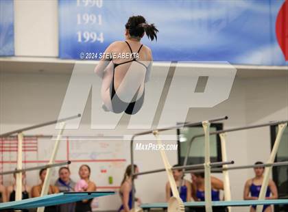 Thumbnail 2 in Regis Jesuit @ Cherry Creek photogallery.