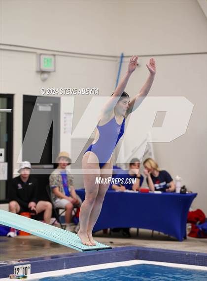 Thumbnail 3 in Regis Jesuit @ Cherry Creek photogallery.