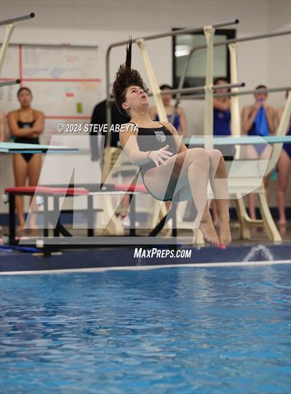 Thumbnail 3 in Regis Jesuit @ Cherry Creek photogallery.