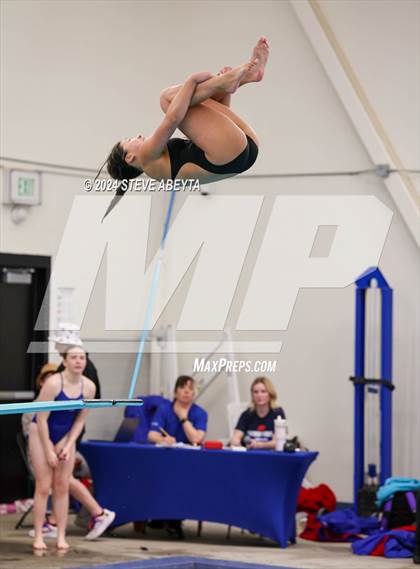 Thumbnail 2 in Regis Jesuit @ Cherry Creek photogallery.