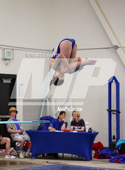 Thumbnail 3 in Regis Jesuit @ Cherry Creek photogallery.