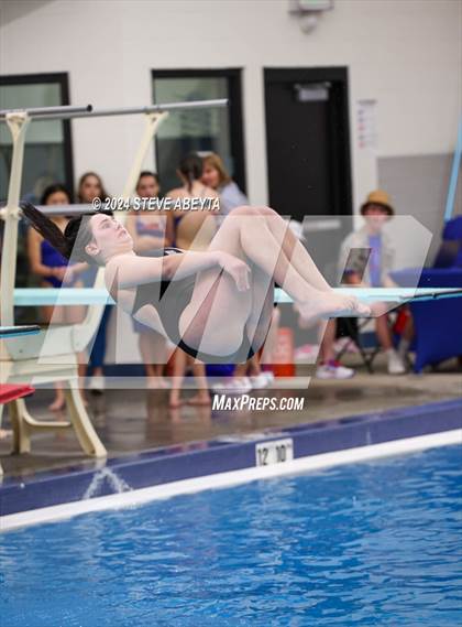 Thumbnail 1 in Regis Jesuit @ Cherry Creek photogallery.