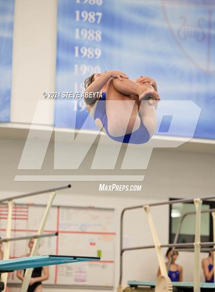 Thumbnail 2 in Regis Jesuit @ Cherry Creek photogallery.