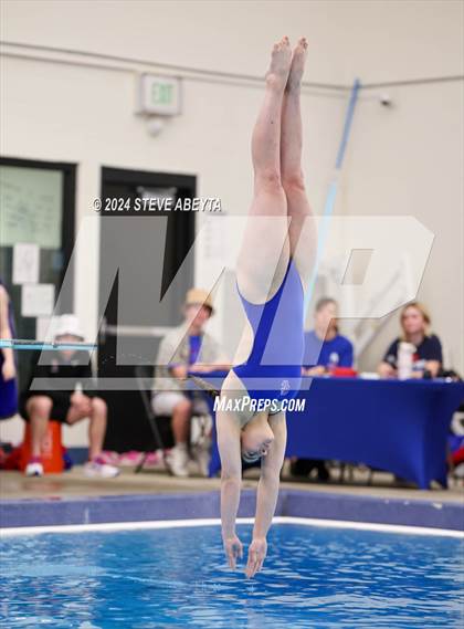 Thumbnail 1 in Regis Jesuit @ Cherry Creek photogallery.