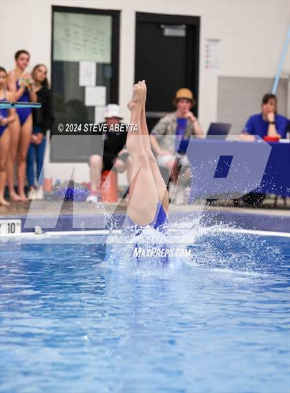 Thumbnail 2 in Regis Jesuit @ Cherry Creek photogallery.