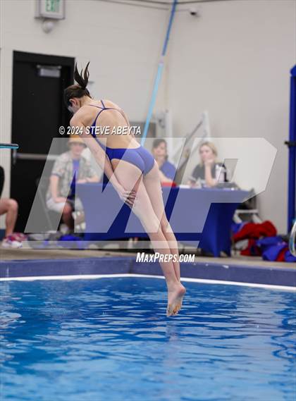 Thumbnail 3 in Regis Jesuit @ Cherry Creek photogallery.