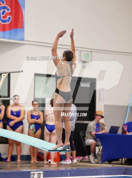 Thumbnail 1 in Regis Jesuit @ Cherry Creek photogallery.