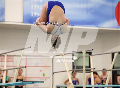 Thumbnail 2 in Regis Jesuit @ Cherry Creek photogallery.