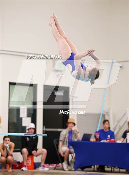 Thumbnail 3 in Regis Jesuit @ Cherry Creek photogallery.