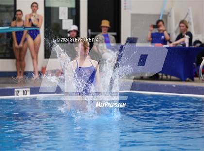 Thumbnail 1 in Regis Jesuit @ Cherry Creek photogallery.