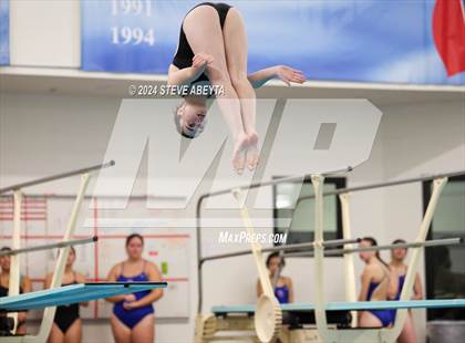 Thumbnail 2 in Regis Jesuit @ Cherry Creek photogallery.