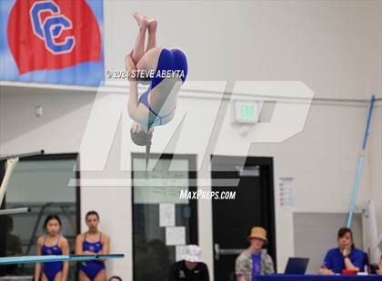 Thumbnail 3 in Regis Jesuit @ Cherry Creek photogallery.