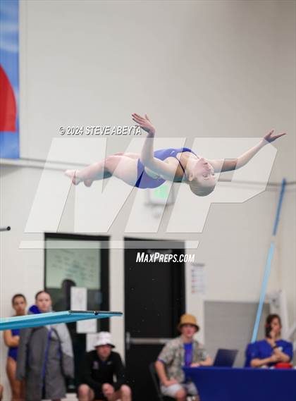 Thumbnail 1 in Regis Jesuit @ Cherry Creek photogallery.