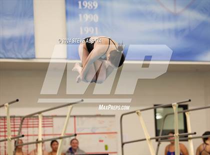 Thumbnail 3 in Regis Jesuit @ Cherry Creek photogallery.