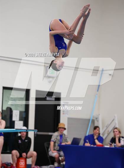 Thumbnail 2 in Regis Jesuit @ Cherry Creek photogallery.