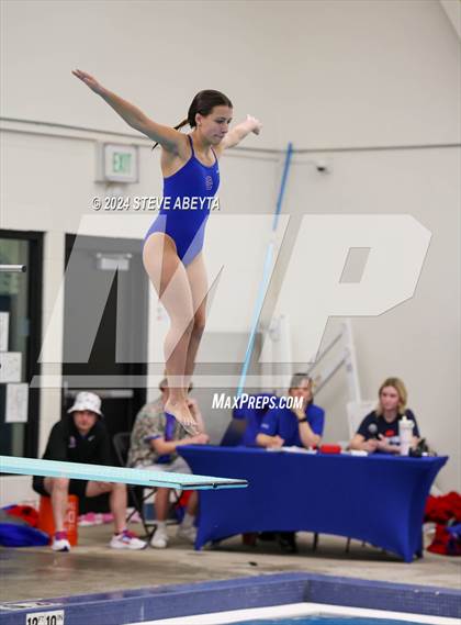 Thumbnail 3 in Regis Jesuit @ Cherry Creek photogallery.