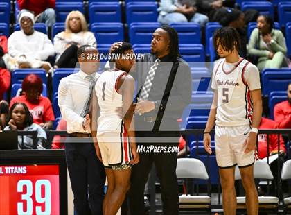 Thumbnail 3 in Ellison vs. Port Arthur Memorial (UIL Basketball 5A Region III Semifinal) photogallery.