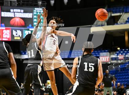 Thumbnail 3 in Ellison vs. Port Arthur Memorial (UIL Basketball 5A Region III Semifinal) photogallery.