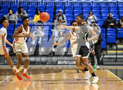 Thumbnail 3 in Ellison vs. Port Arthur Memorial (UIL Basketball 5A Region III Semifinal) photogallery.