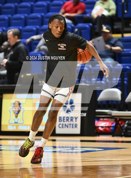 Thumbnail 2 in Ellison vs. Port Arthur Memorial (UIL Basketball 5A Region III Semifinal) photogallery.