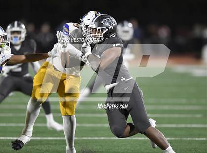 Thumbnail 1 in St. John Bosco vs. Serra (CIF State Open Final) photogallery.