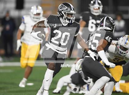 Thumbnail 3 in St. John Bosco vs. Serra (CIF State Open Final) photogallery.