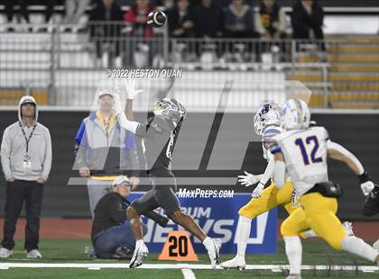 Thumbnail 2 in St. John Bosco vs. Serra (CIF State Open Final) photogallery.